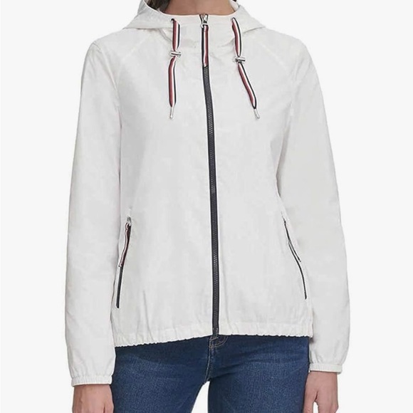 🎉HP🎉 Tommy Hilfiger White Women's Lightweight Weather Resistant Windbreaker - Picture 1 of 9